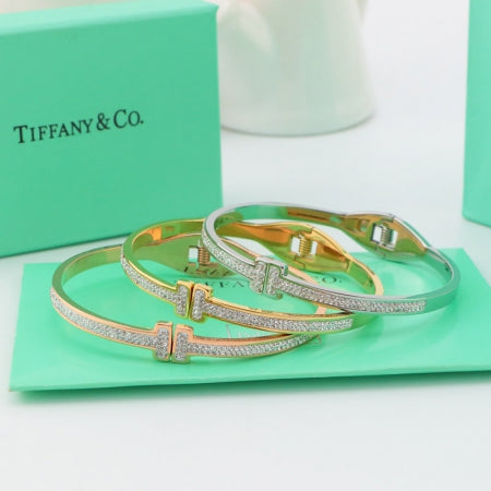 BT100KDE Stylish Bracelets