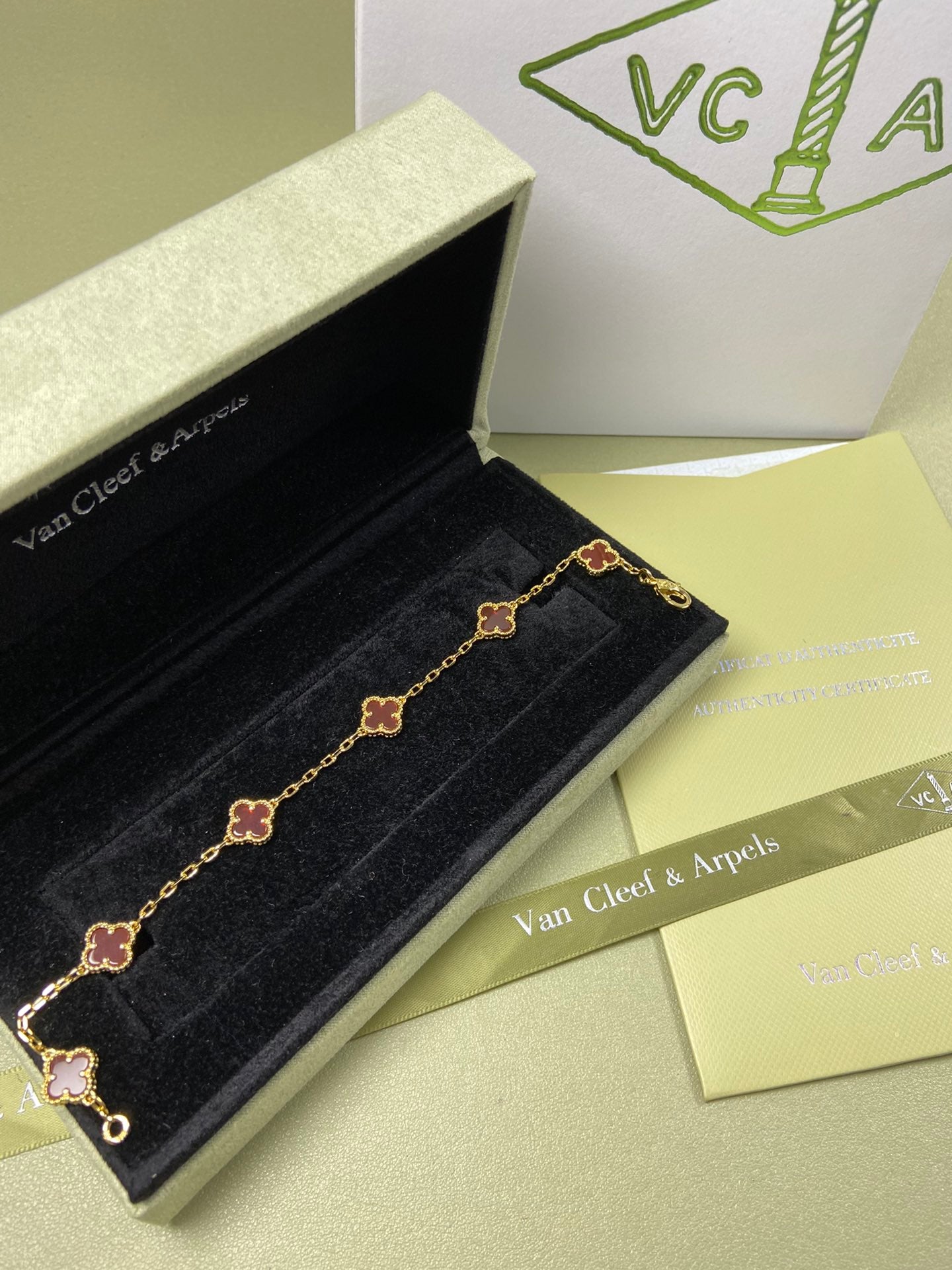 5XVA183KDE Stylishbracelets 6 flowers mini size 0.9cm flower