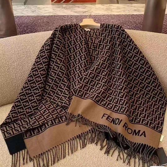 175RF51WDE Stylish double-sided usable cape