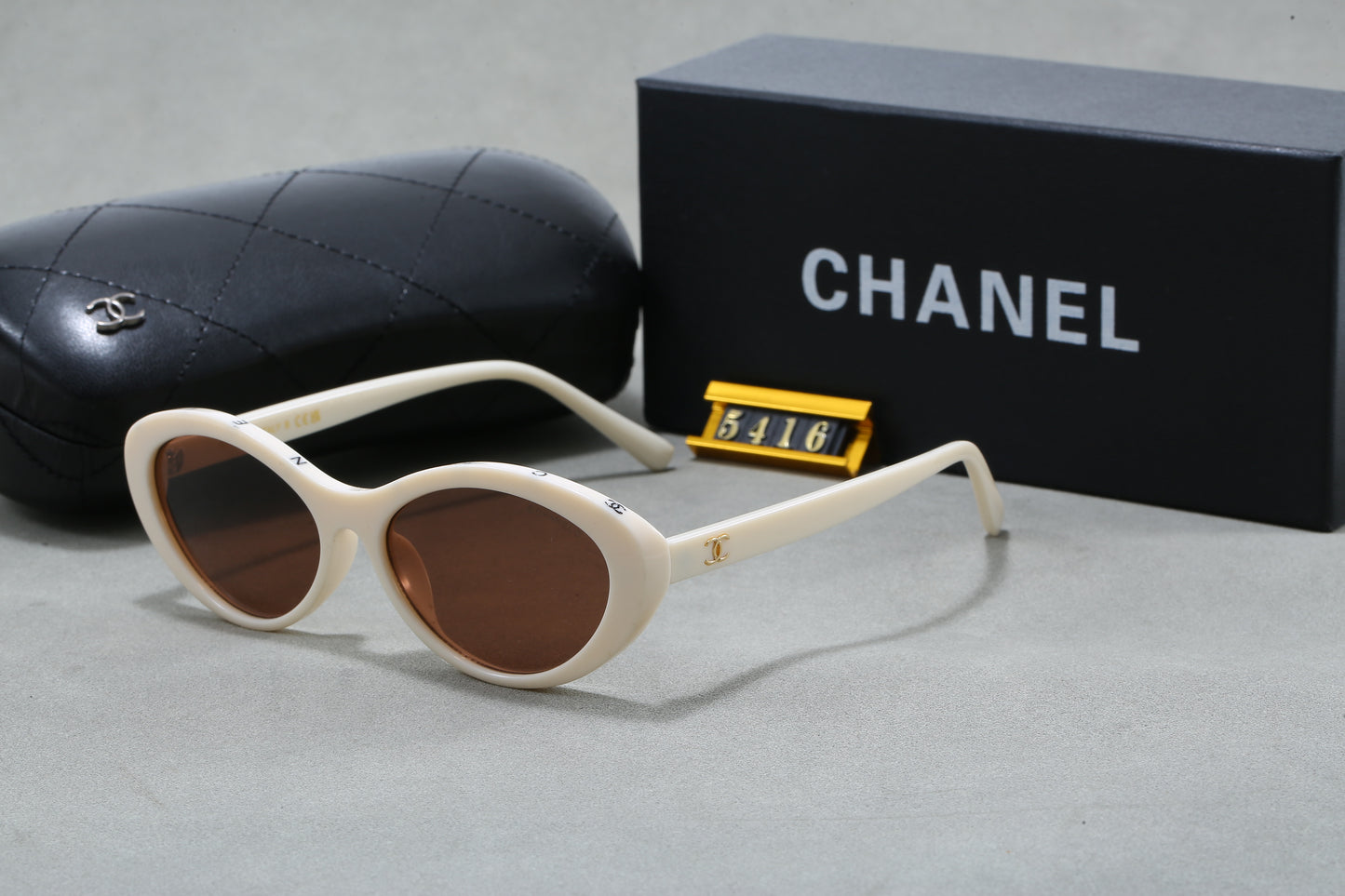 385RC9TDE Stylish  Sunglasses