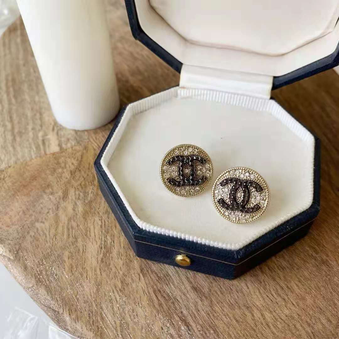 1YC164EDE Stylish Earrings