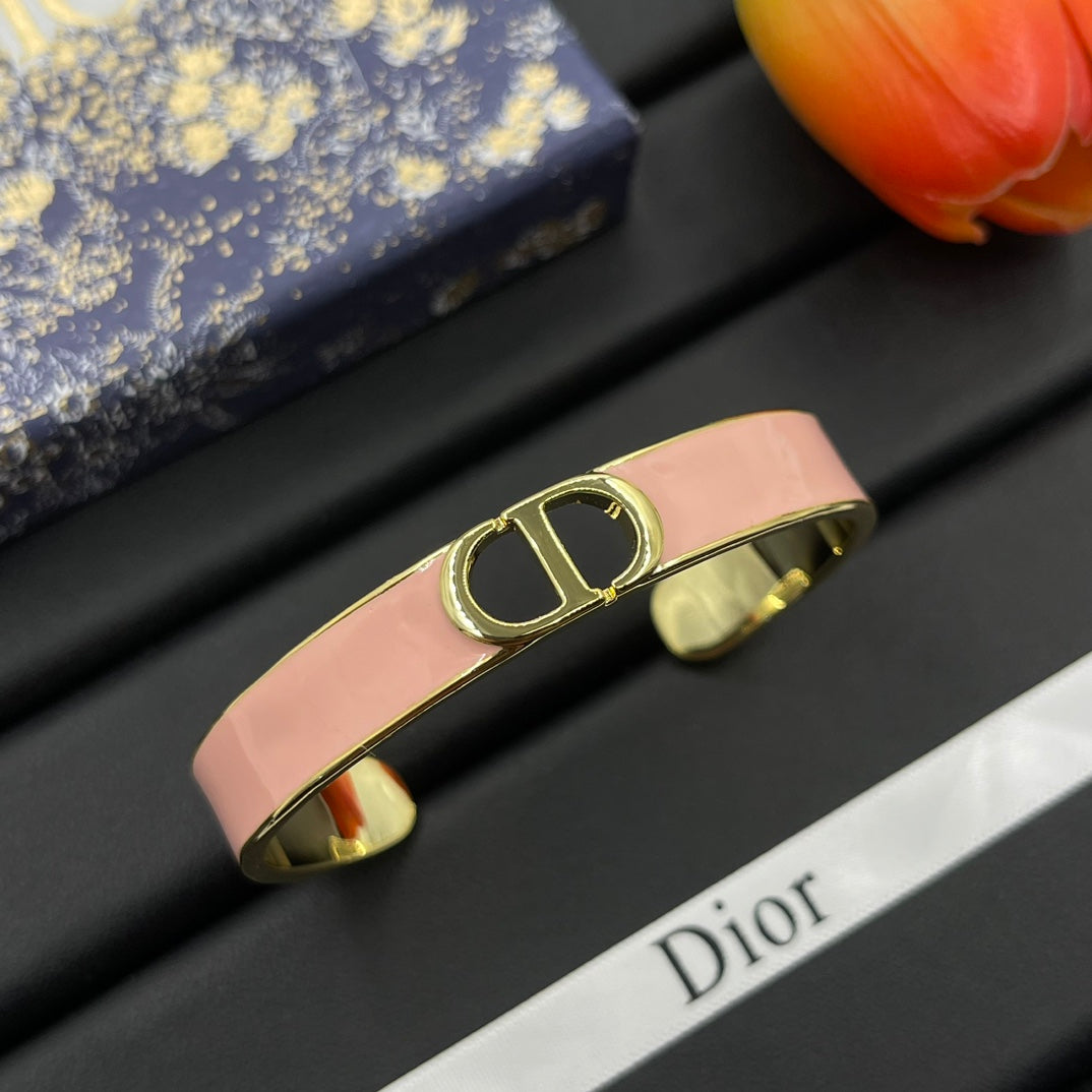 14D671KDE Stylish Bracelets