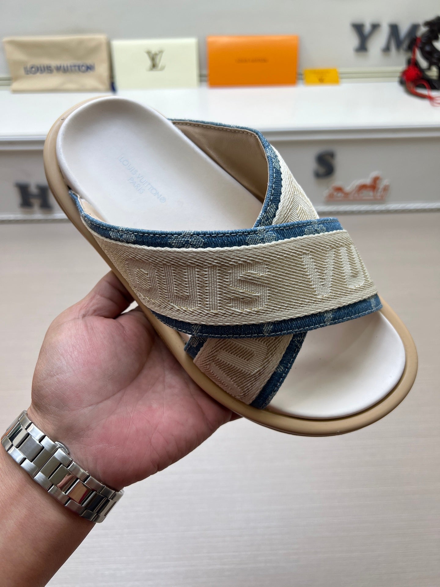 535ZE274ZDE Stylish Slippers