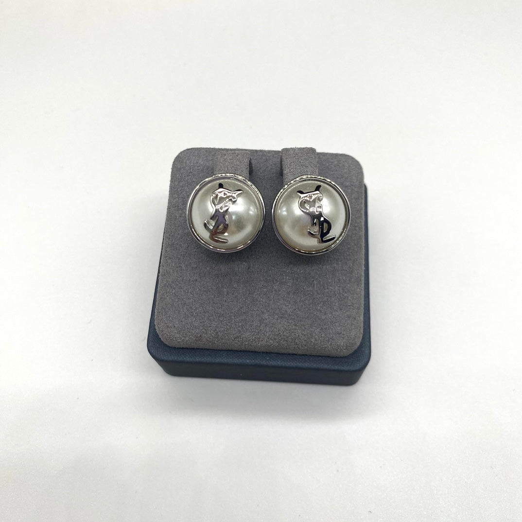 14sl444EDE Stylish Earrings