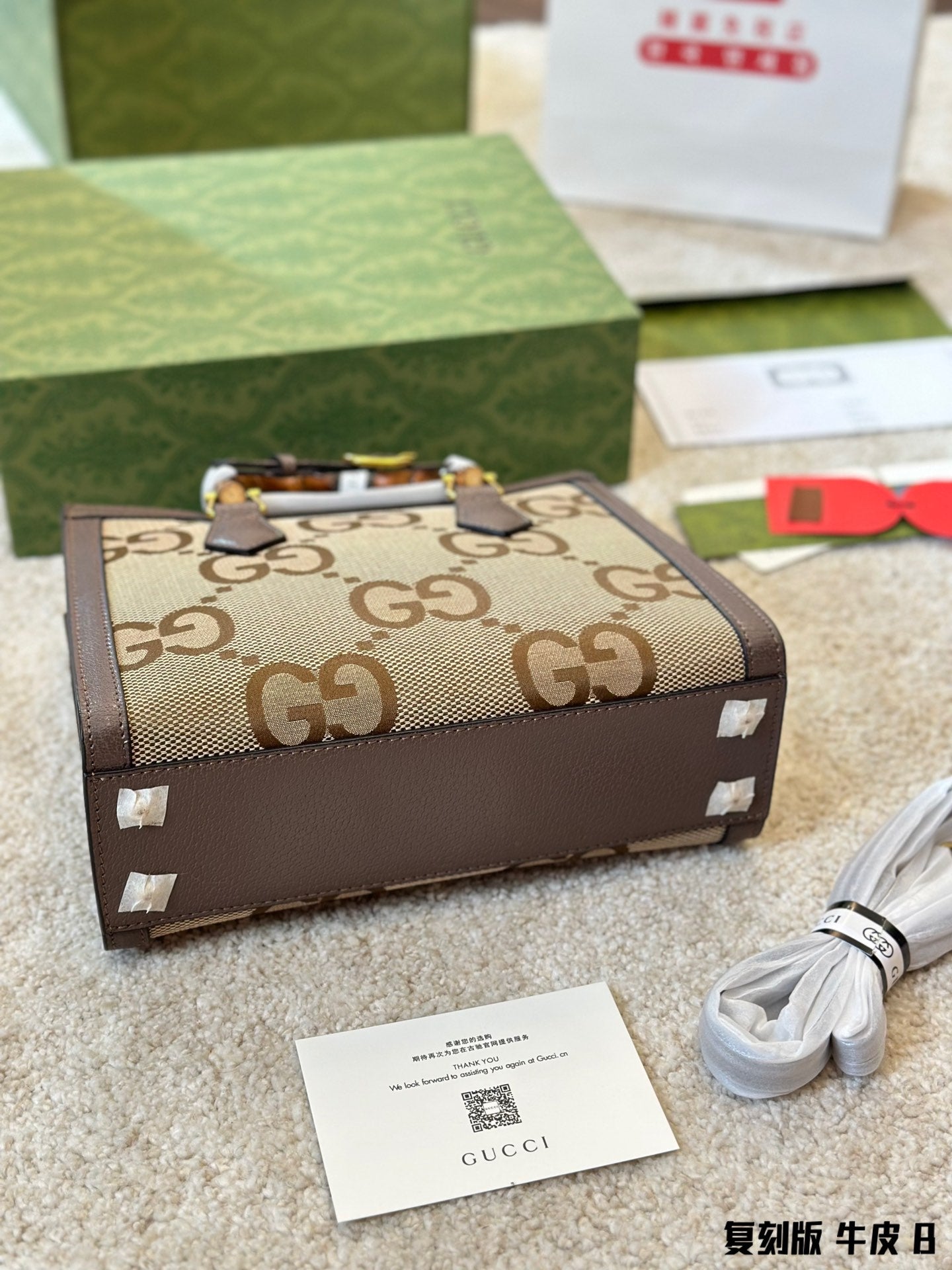 16XB325BDE Stylish leather bag 