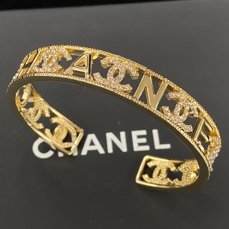 1C203KDE Stylish Bracelets