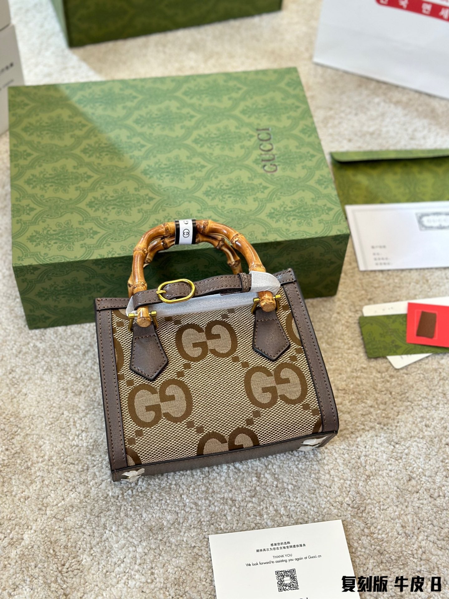 16XB325BDE Stylish leather bag 