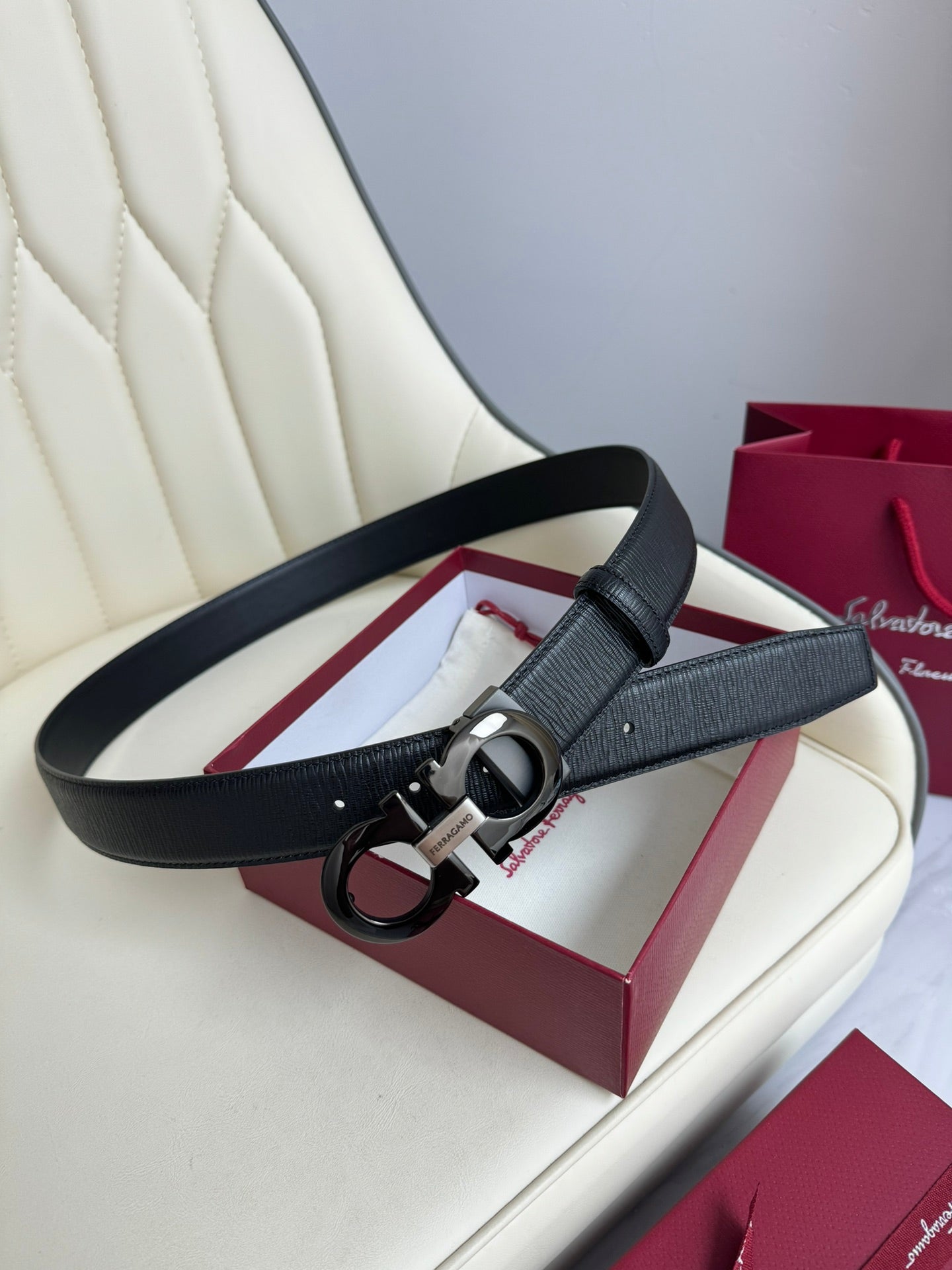 1WA171PDE Stylish  High quality belt With full package