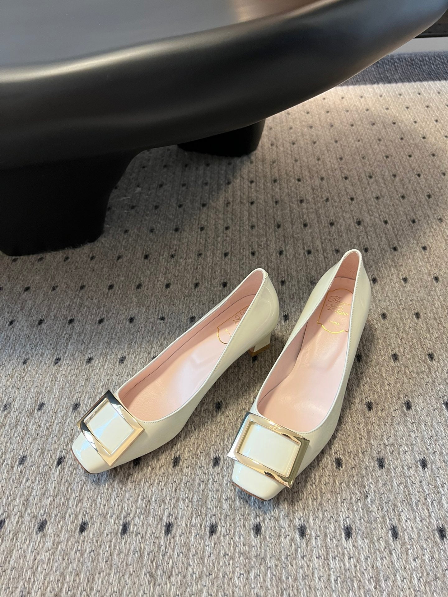 1ZA249ZDE Stylish High heels