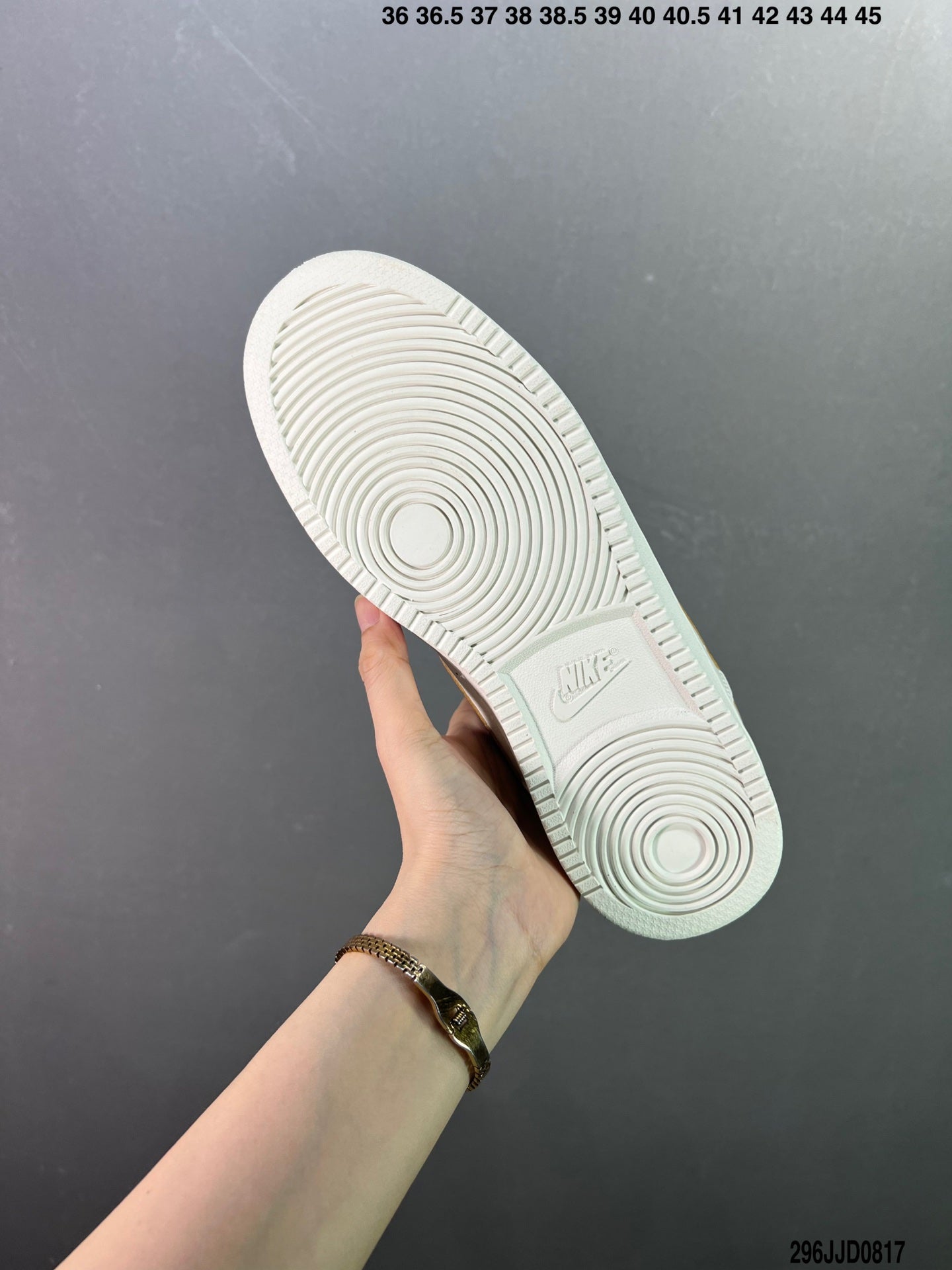 4YN49ZDE Stylish Sneakers (No Box, August-October Big Sale)