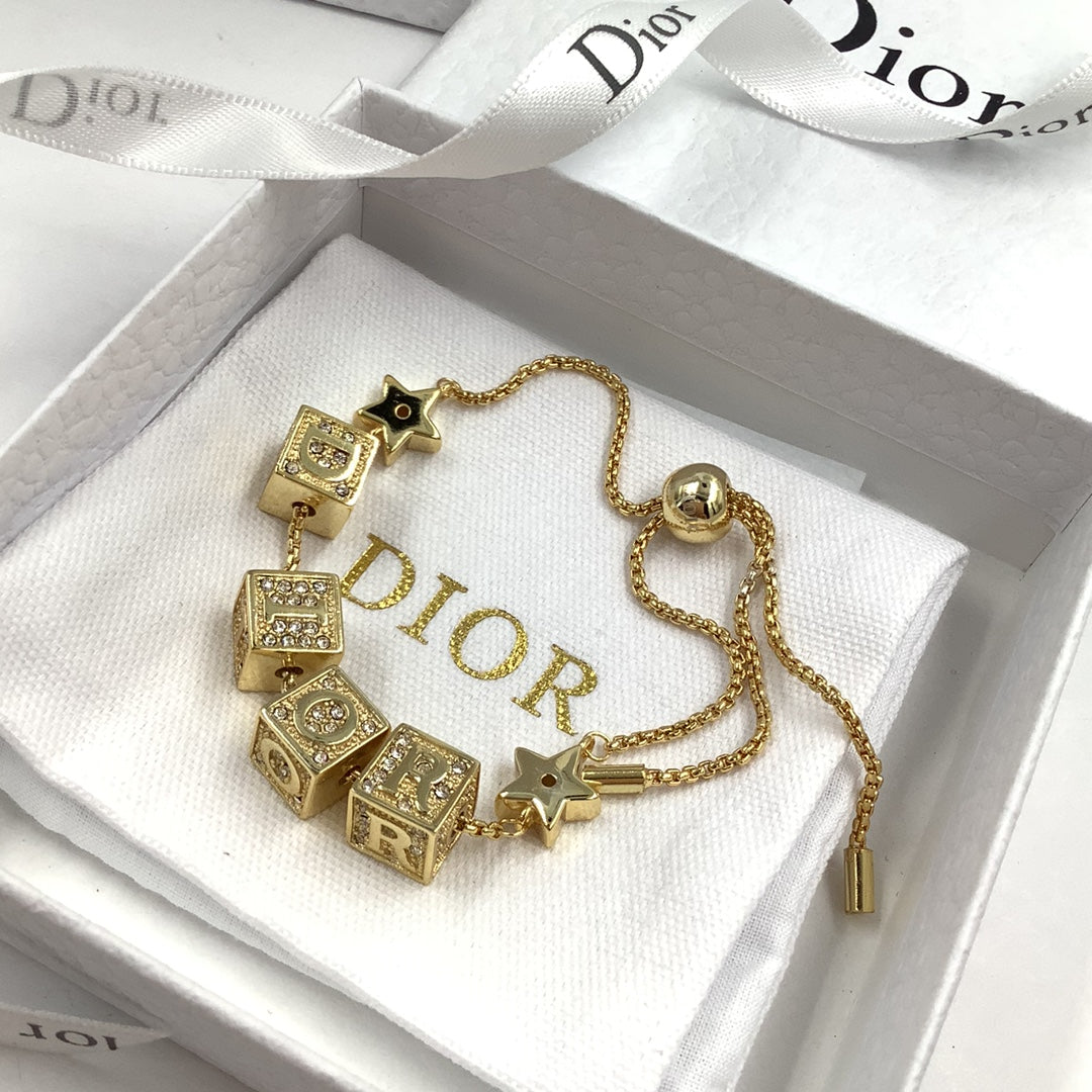 1YD253XDE Stylish Necklaces Earrings Bracelets