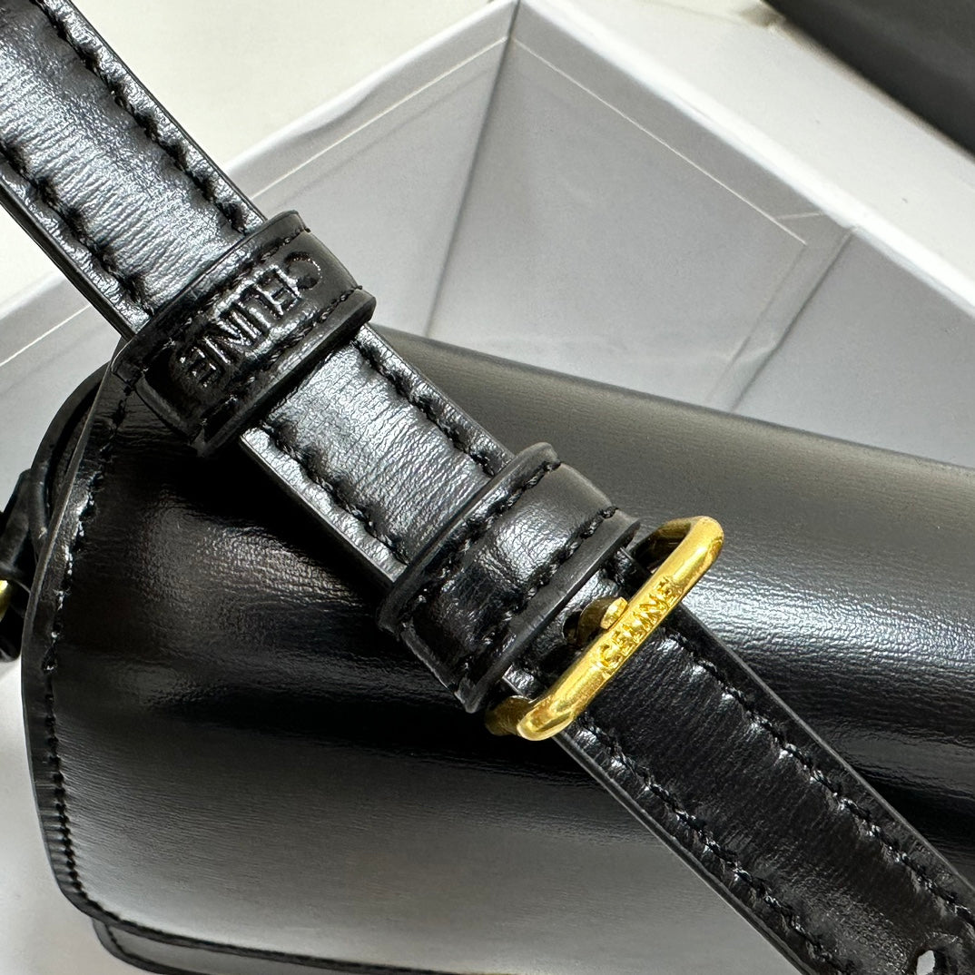 1WN61BDE Stylish leather bag