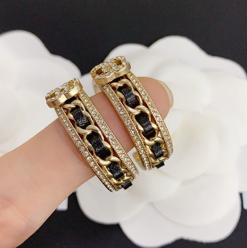 1YC259EDE Stylish Earrings