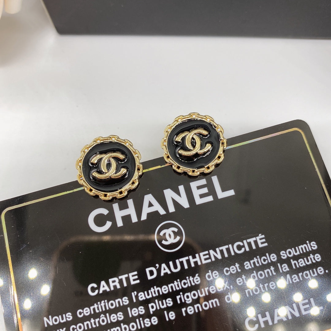 1YC156EDE Stylish Earrings