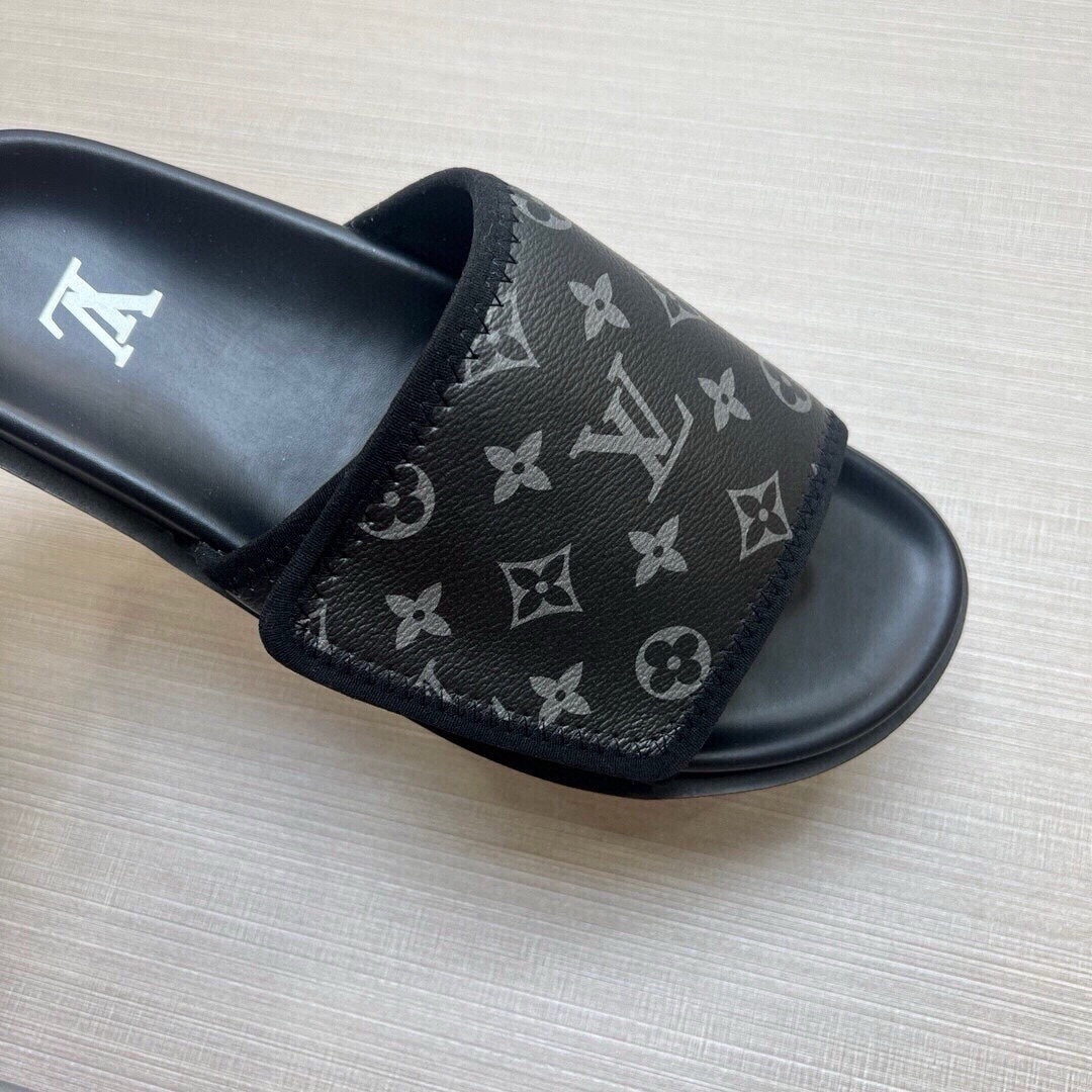 5LE210ZDE Stylish Slippers