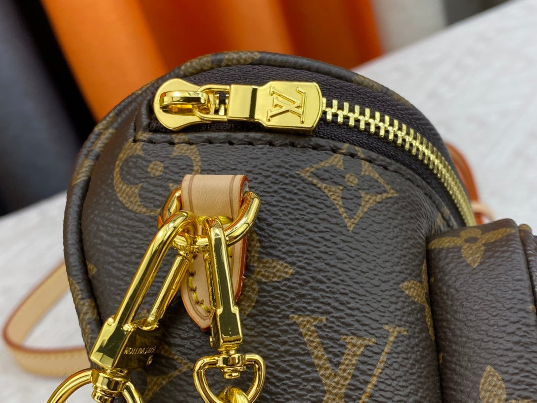 155NE57BDE Stylish leather bag