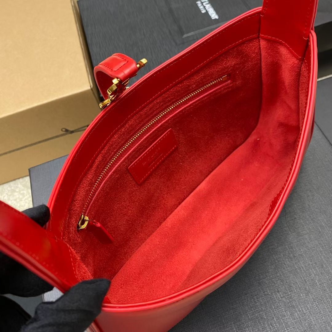 4XSL29BDE Stylish leather bag 