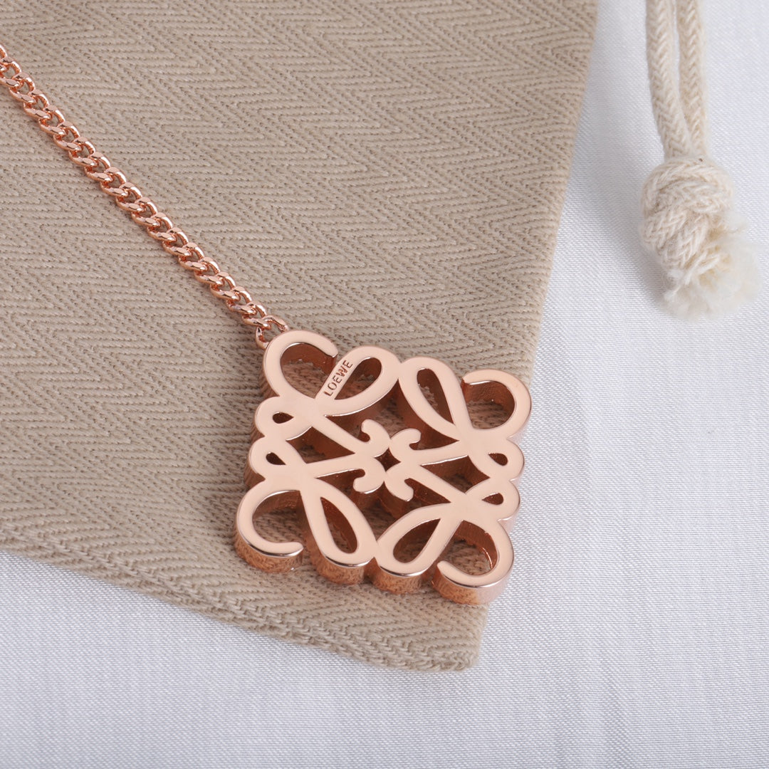 175RA37XDE Stylish  Necklaces