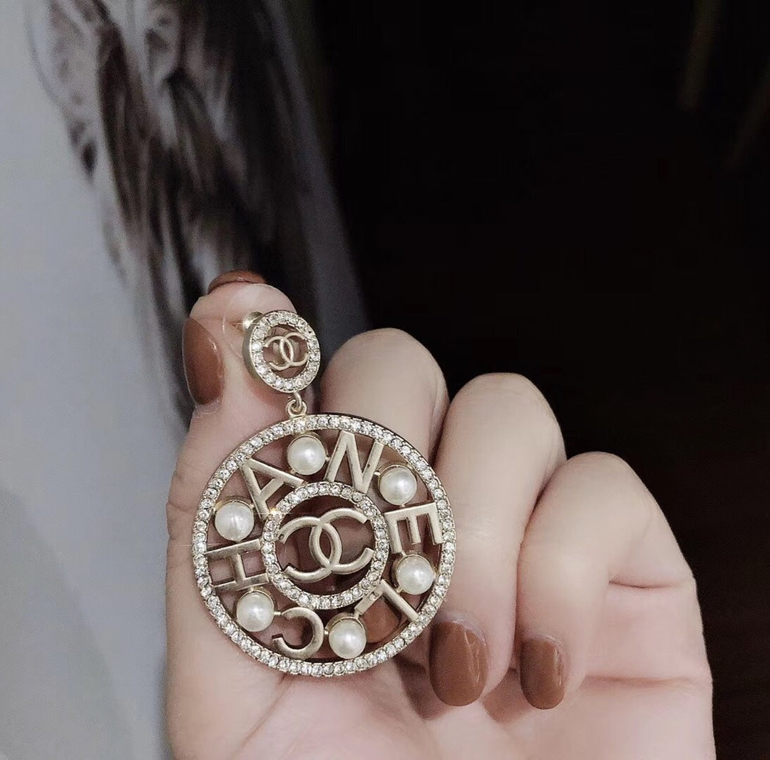 1YC238EDE Stylish Earrings