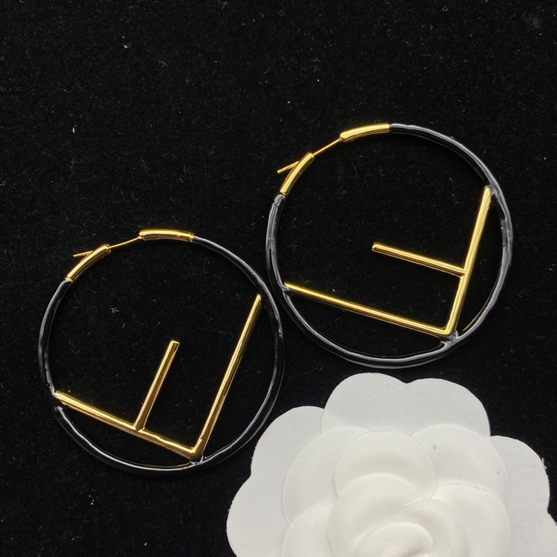 14F433EDE Stylish Earrings