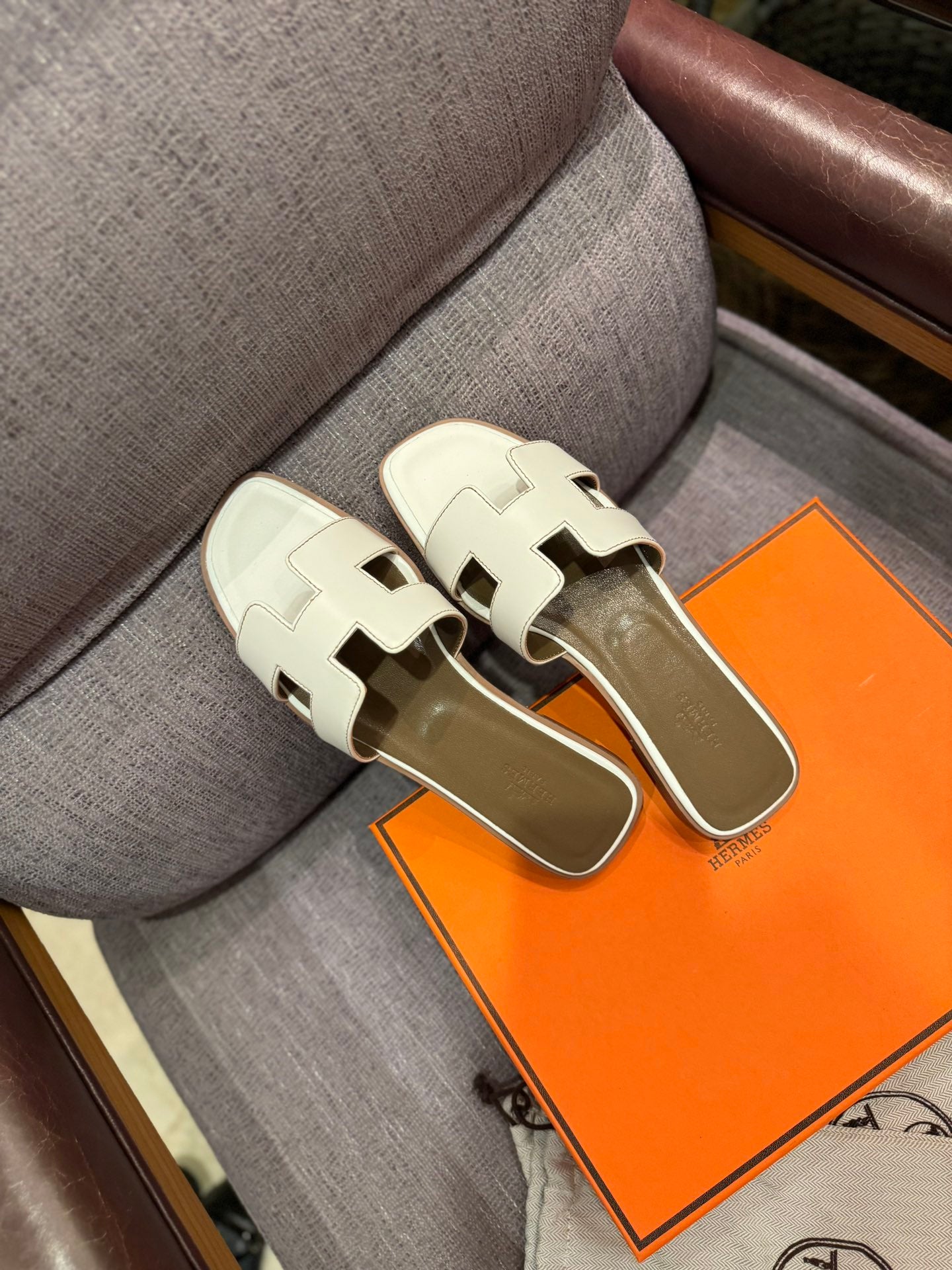 155ZH310ZDE Stylish Slippers