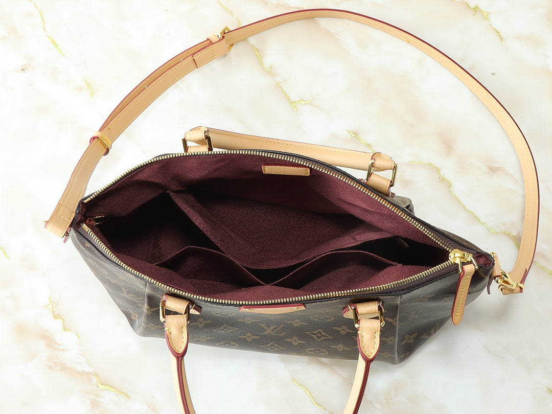 15RE53BDE Stylish  leather bag