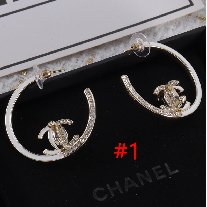 14C371EDE Stylish Earrings