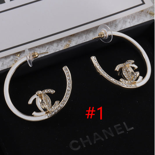 14C371EDE Stylish Earrings