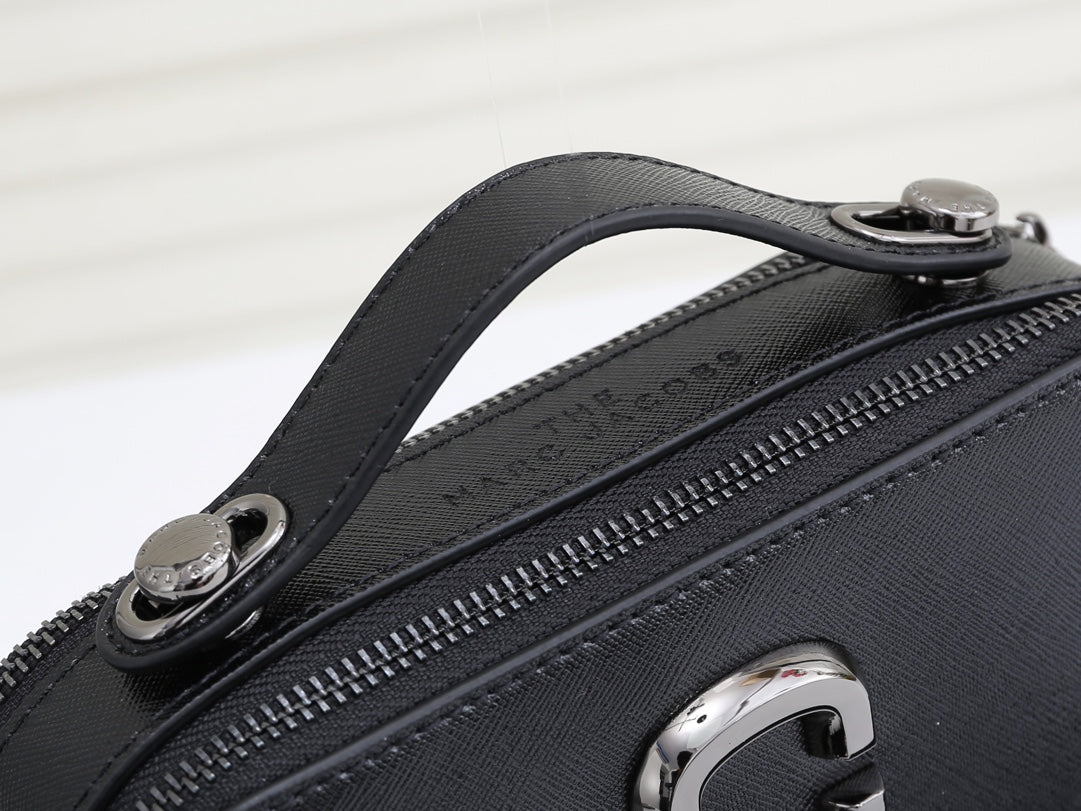 1XA31BDE Stylish leather bag 