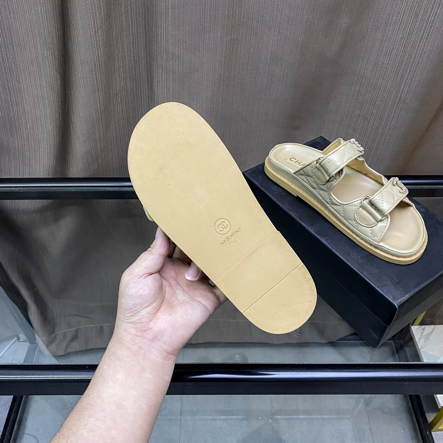 14C75ZDE Stylish Slippers