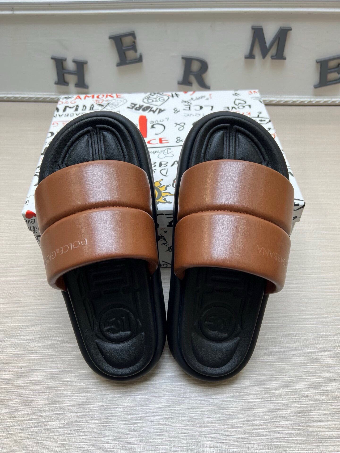 535ZA268ZDE Stylish Slippers