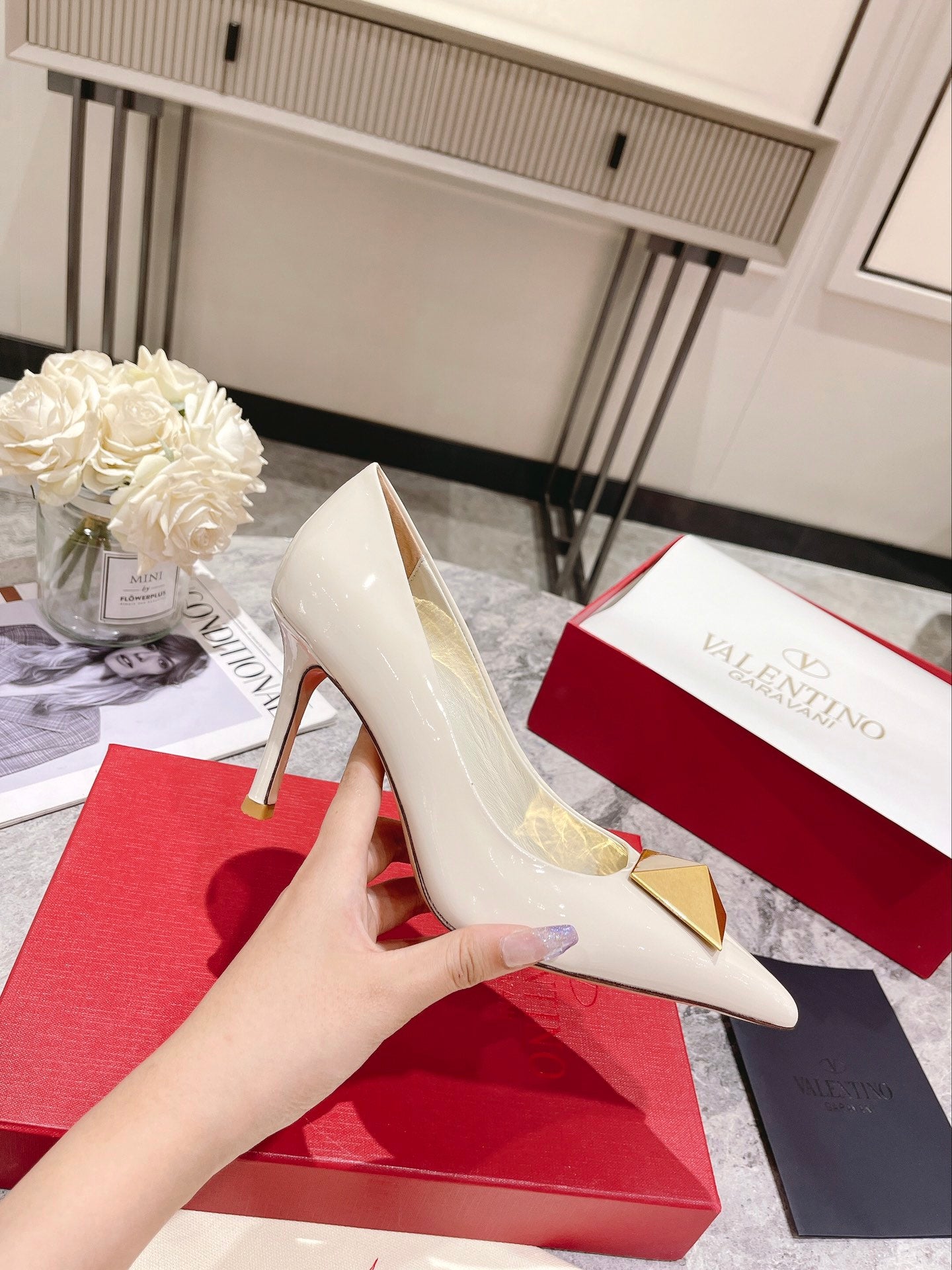 1WVL264ZDE Stylish sandals High heels