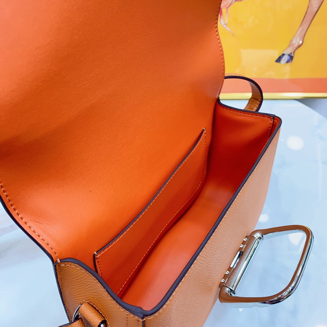 155NH8BDE Stylish leather bag