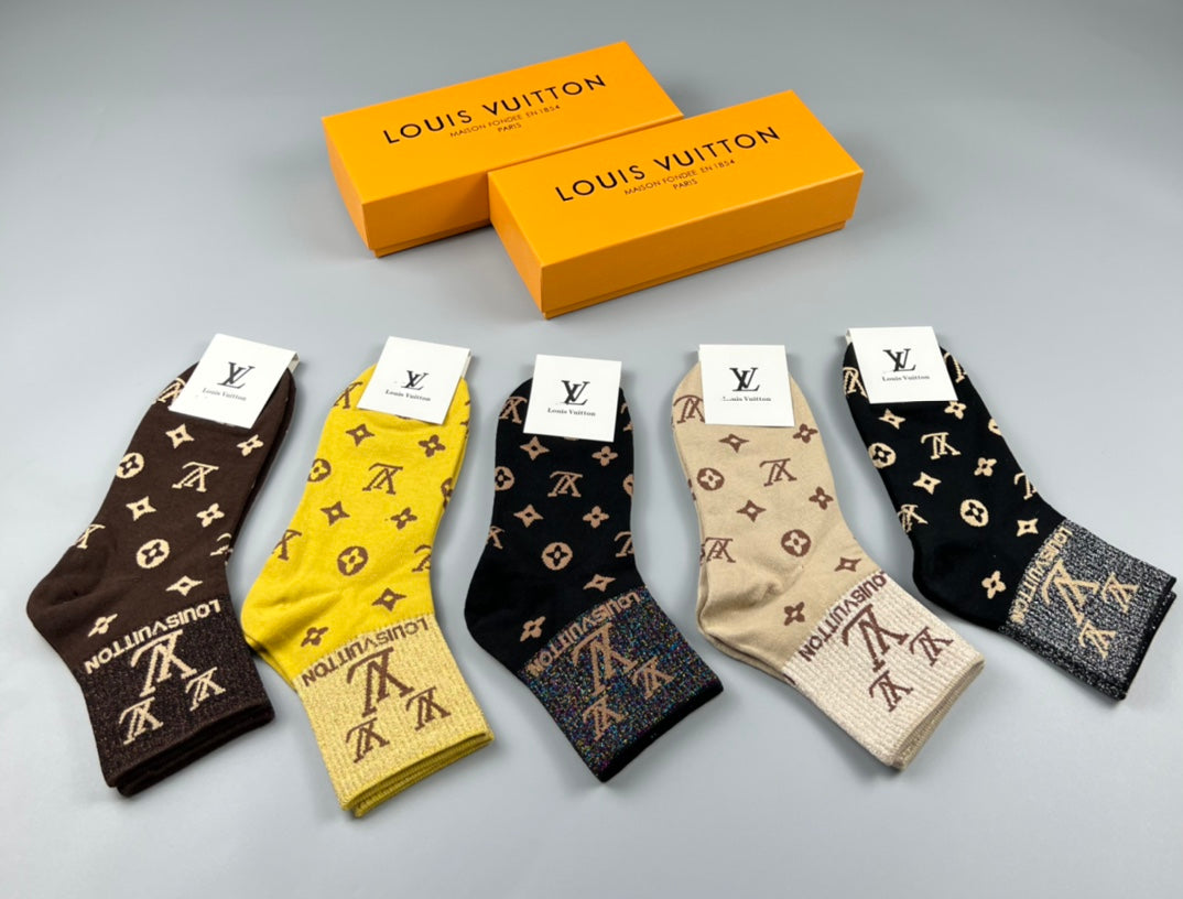 235QE9SDE Stylish socks(5 pairs )