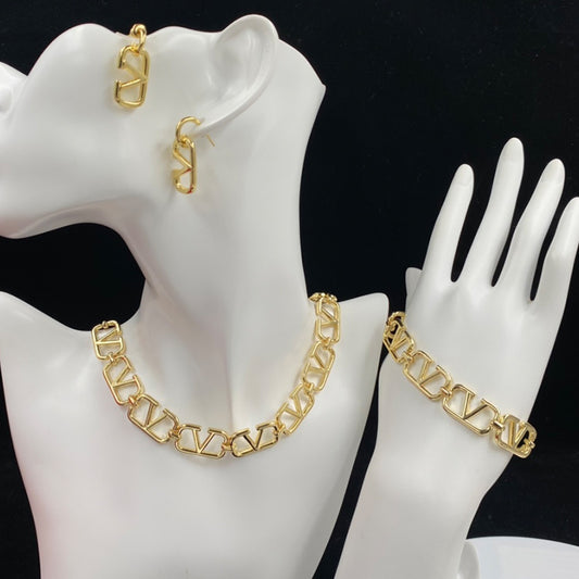 14VL264XDE Stylish Earrings Earrings Bracelets Necklaces
