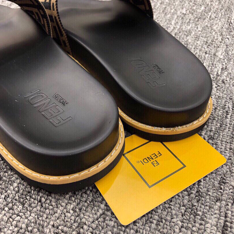 5F1ZDE Stylish Slippers
