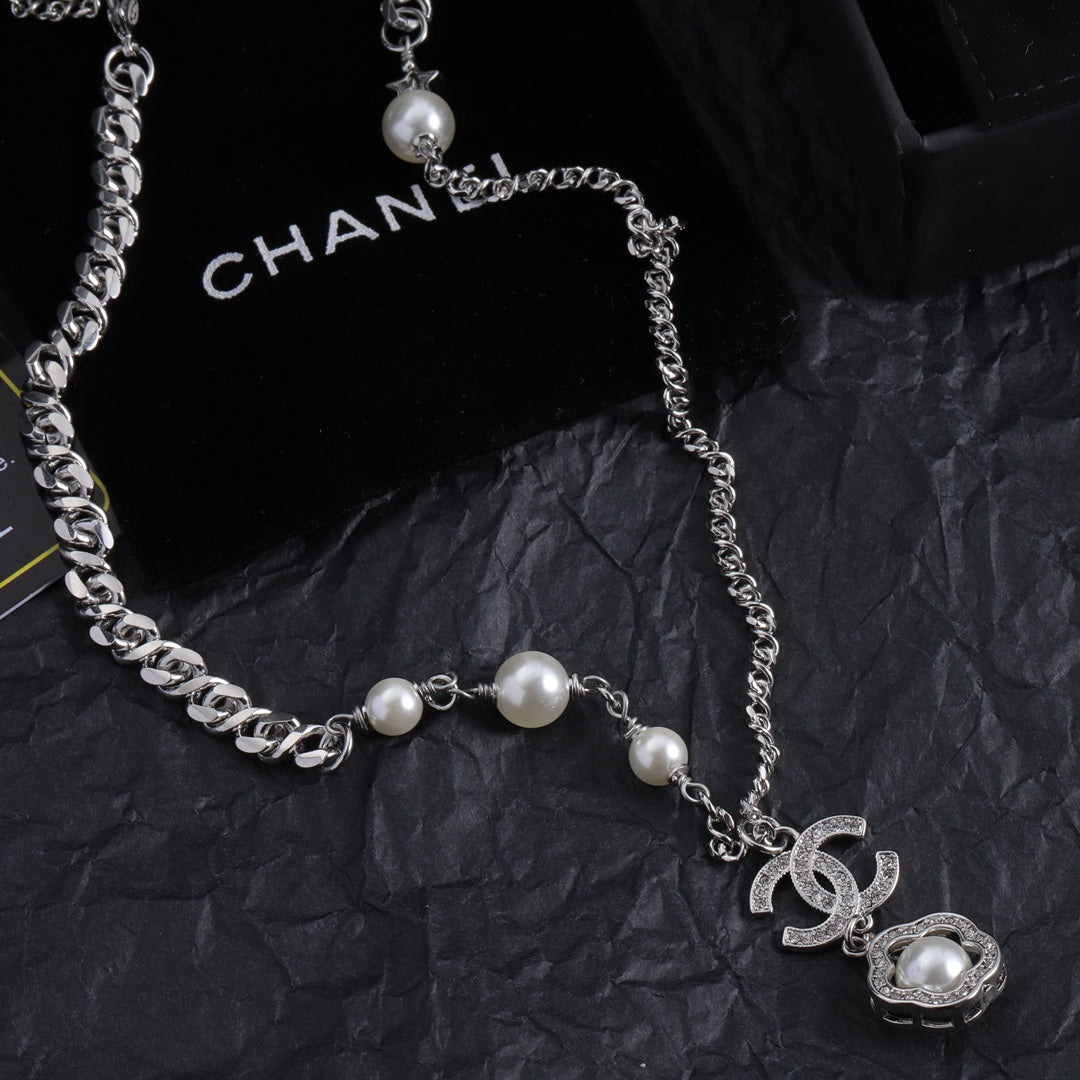 1NC154XDE Stylish Necklaces