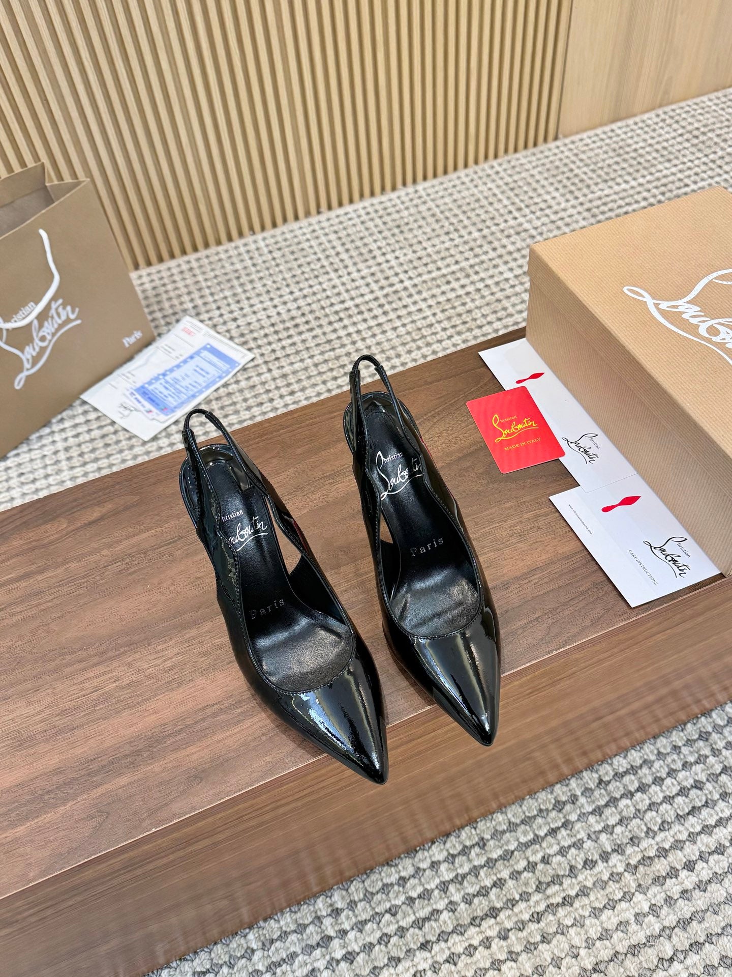 275NA5ZDE Stylish leather High heels