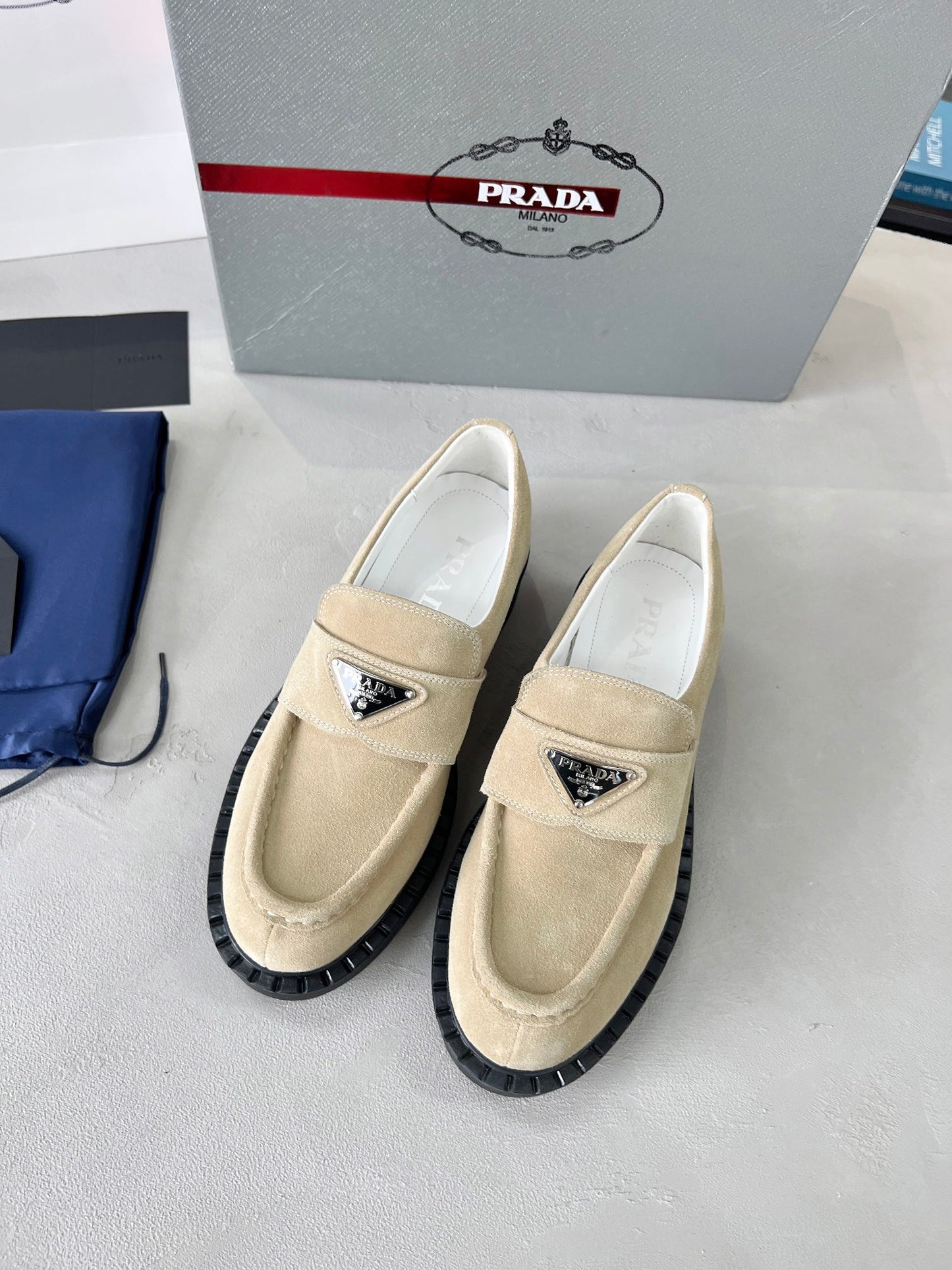 285ZPD64ZDE Stylish  leather  Casual shoes