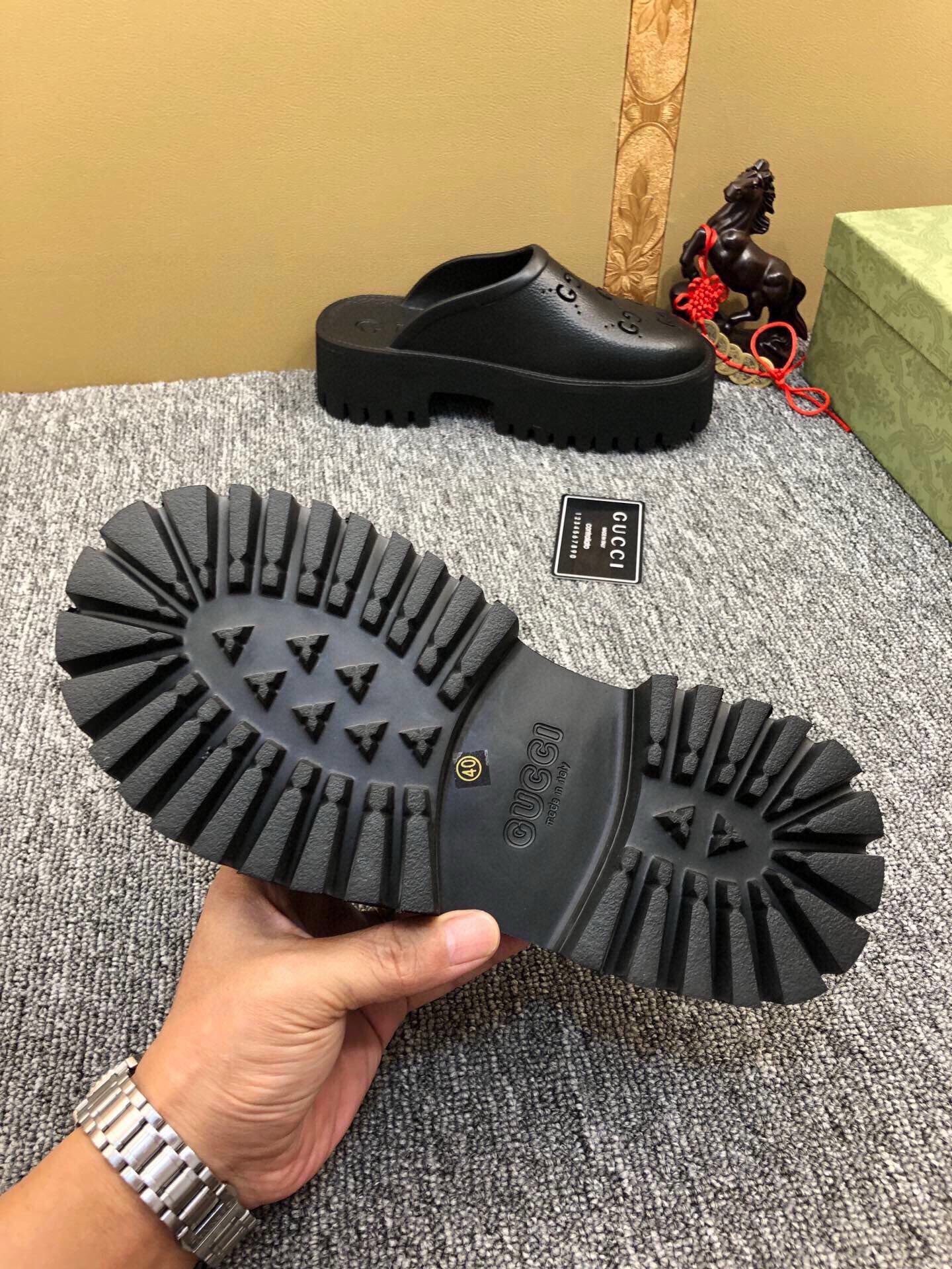 54B27ZDE Stylish Platform sole