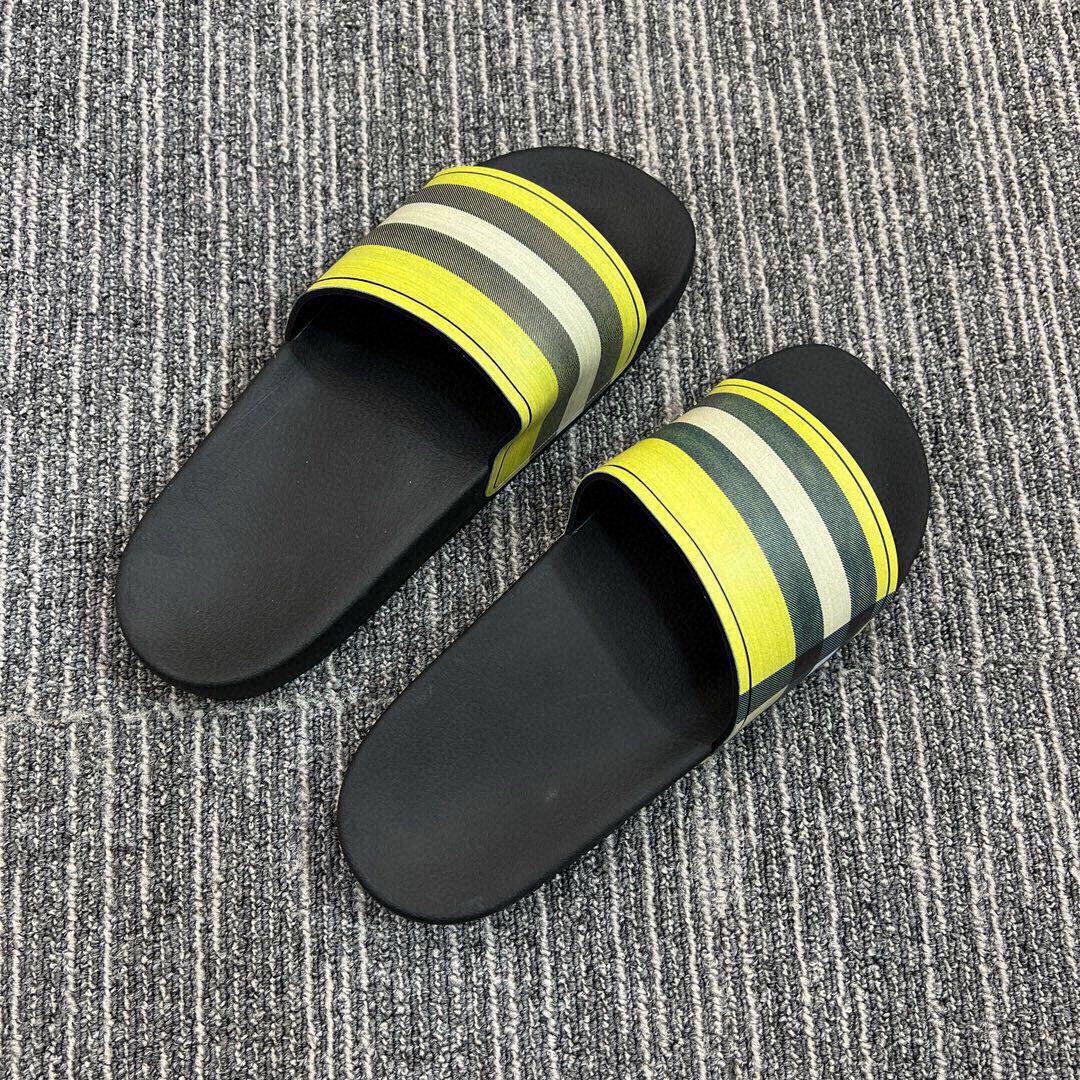 535ZR258ZDE Stylish Slippers