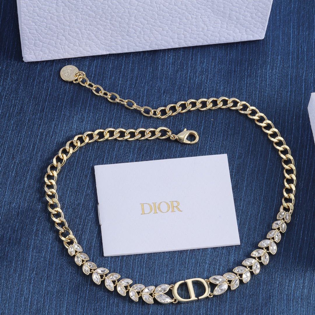 175RD14XDE Stylish  Necklaces . Bracelets