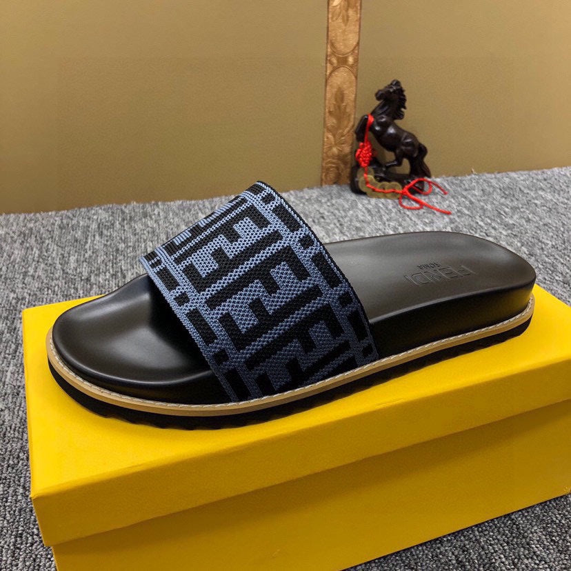 5XF102ZDE Stylish Slippers