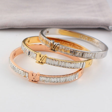 BE116KDE Stylish Bracelets