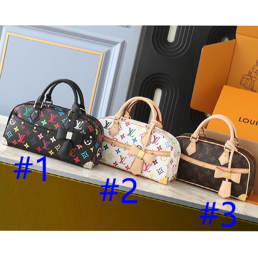 165NE101BDE Stylish leather bag