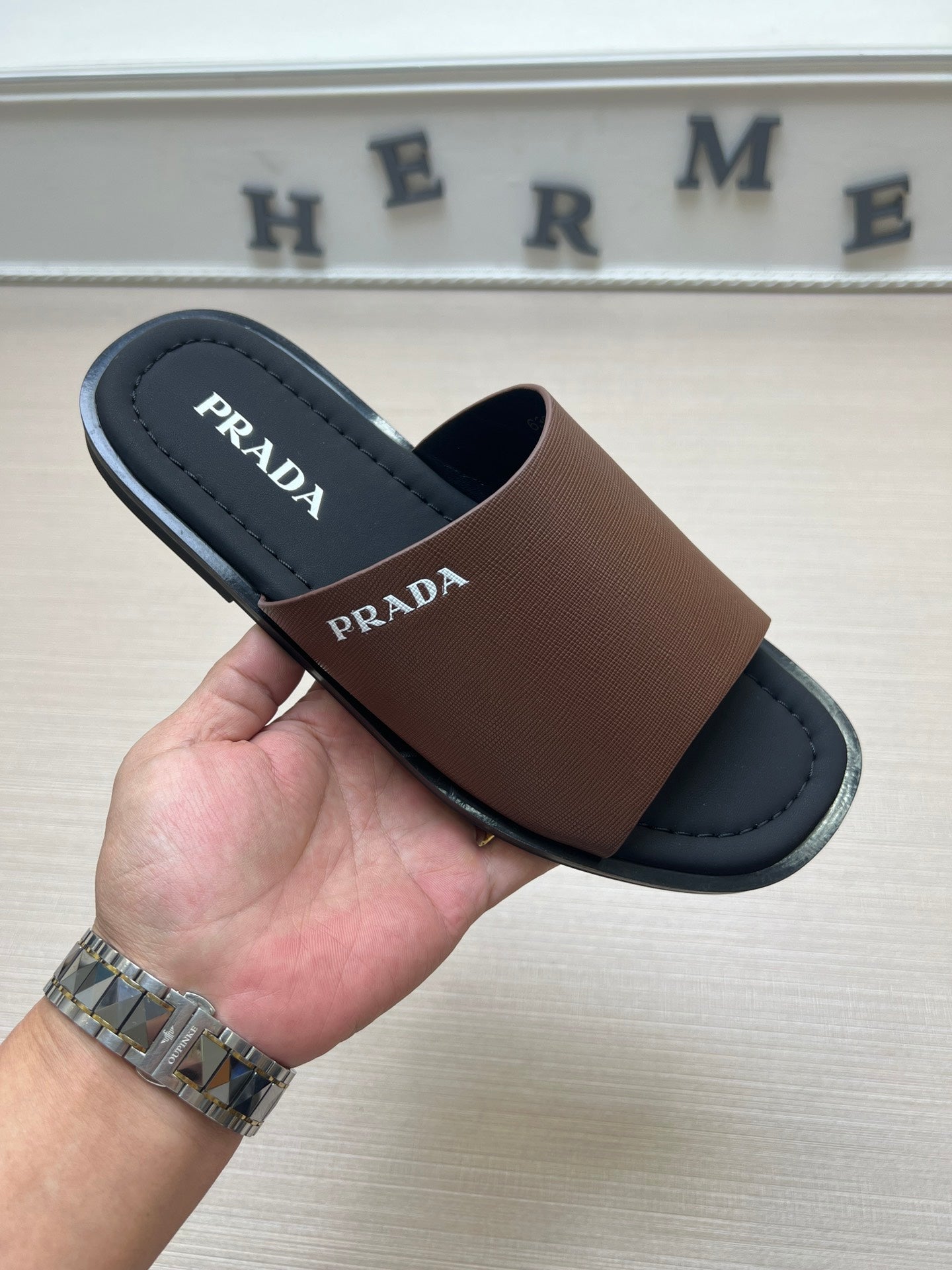54PD76ZDE Stylish slippers