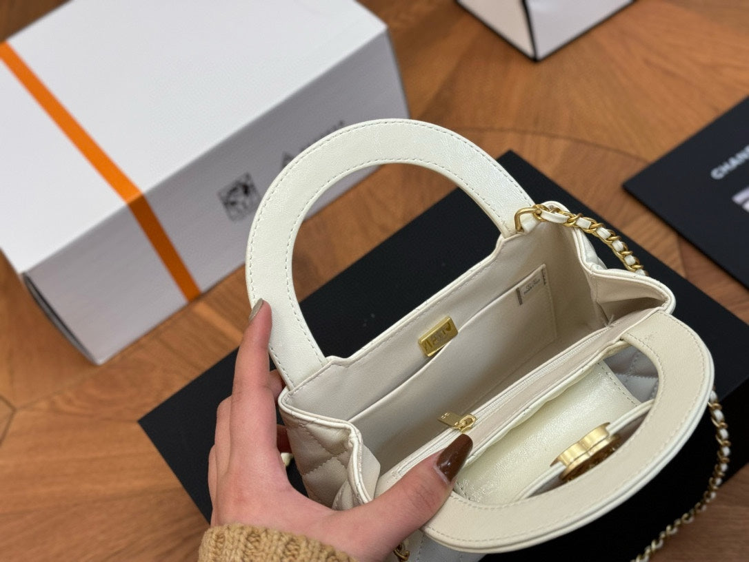 6XC425BDE Stylish leather bag