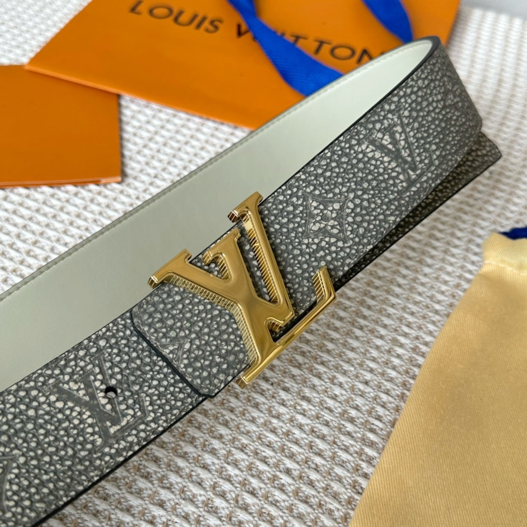 14E72PDE Stylish  High quality belt With full package