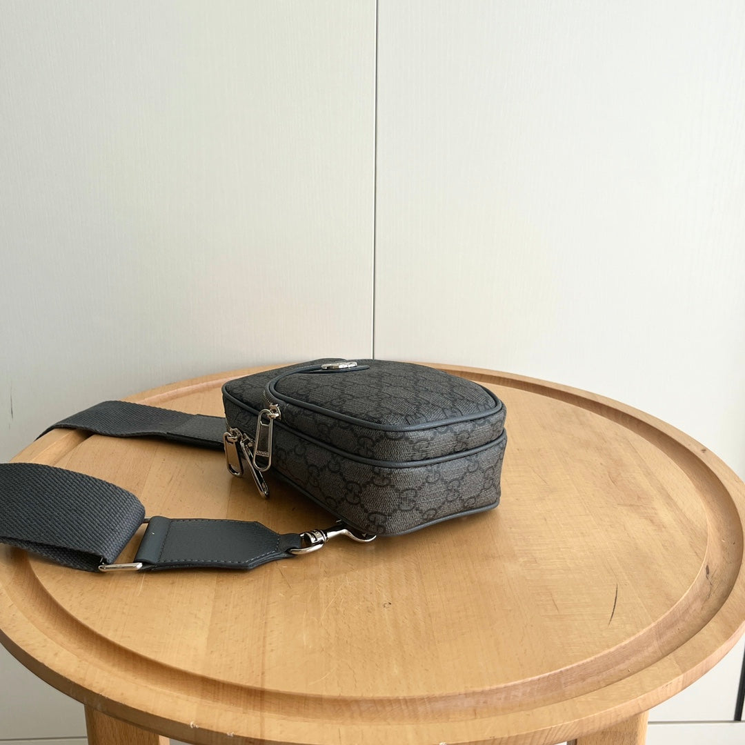 175NB10BDE Stylish leather bag