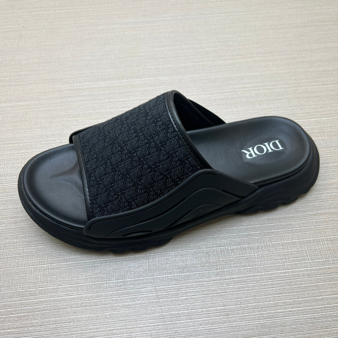 54D8ZDE Stylish slippers